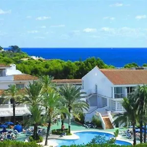 beach-club-font-de-sa-cala-font-de-sa-cala-mallorca.allmallorcahotels.com/